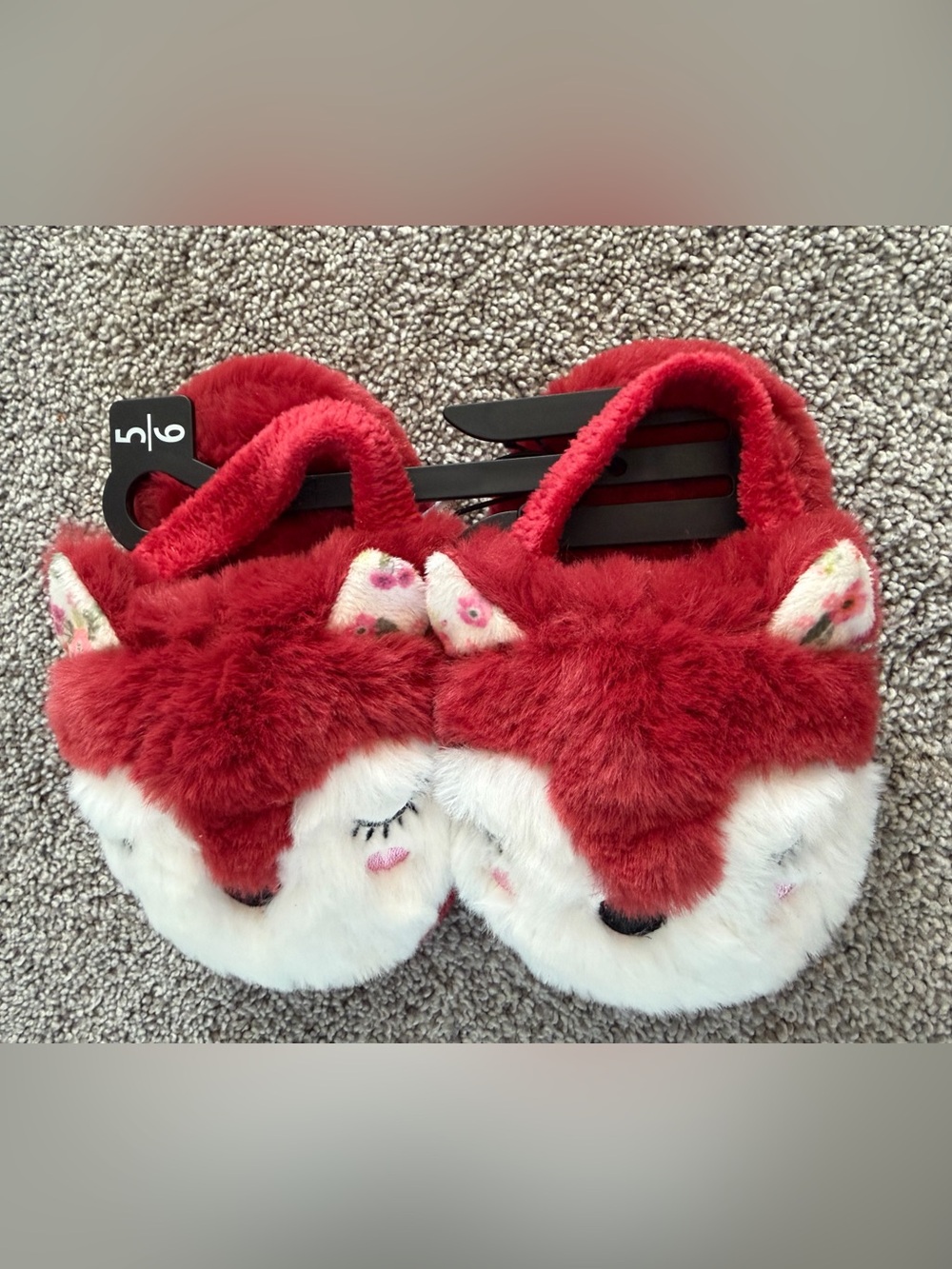 Red Plush Fox Kids Slippers - Cozy Furry Slip-Ons